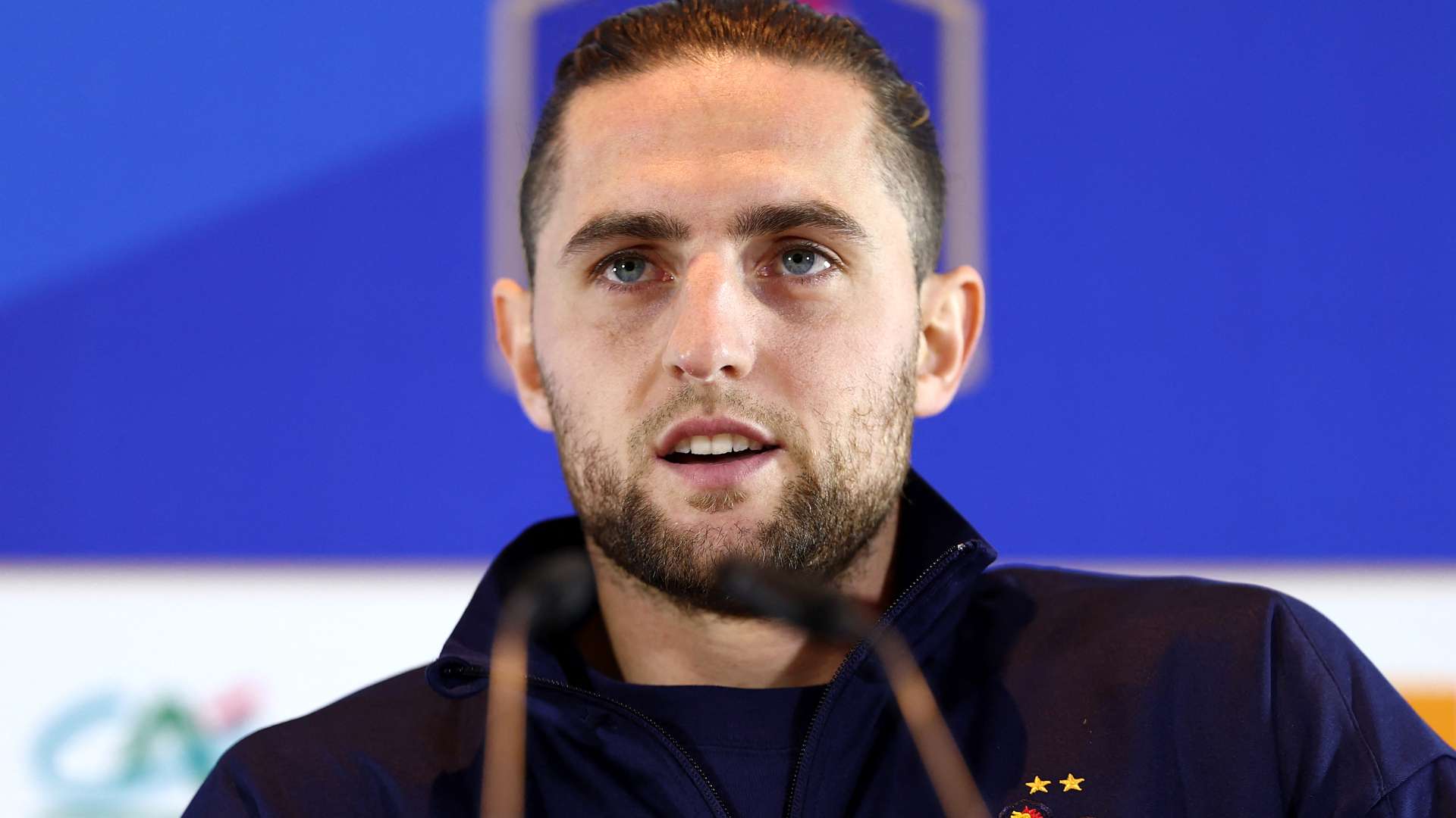 官方:拉比奥自由身加盟马赛