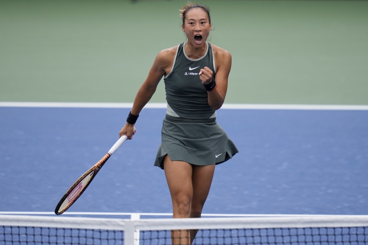 郑钦文:没想到能为中网带来这么高的上座率 希望在中网表现更好