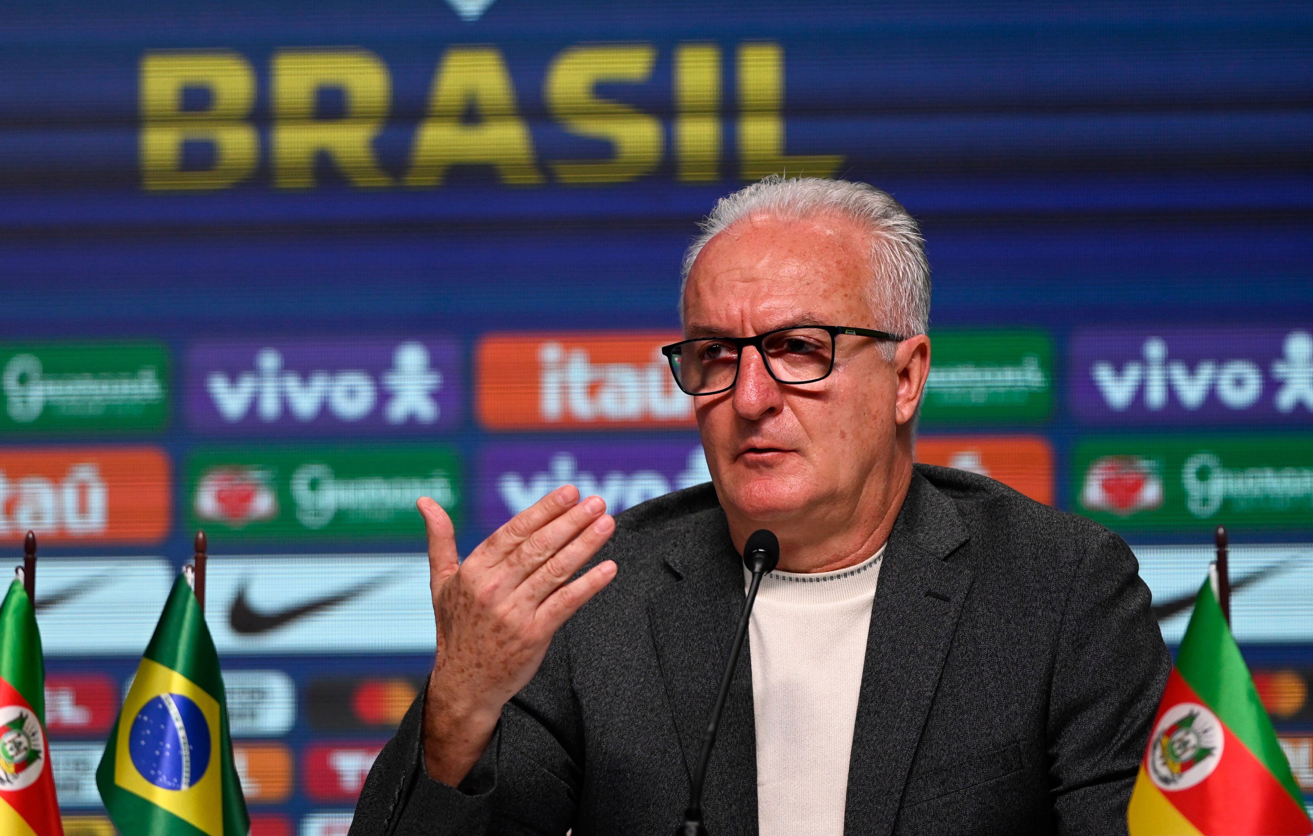 将对秘鲁!巴西主帅:这是一场重要的比赛&有利排名 磨合是挑战